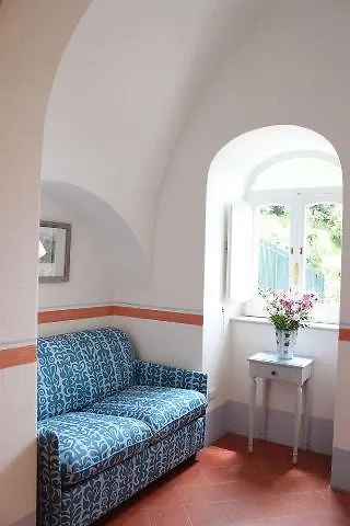 ホテル Torre Dello Ziro Pontone